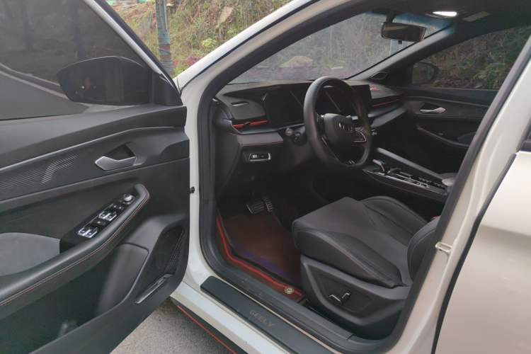Used Geely Auto Binray 2022 Binrui COOL 1.5T DCT Thunder Edition Driver Seat