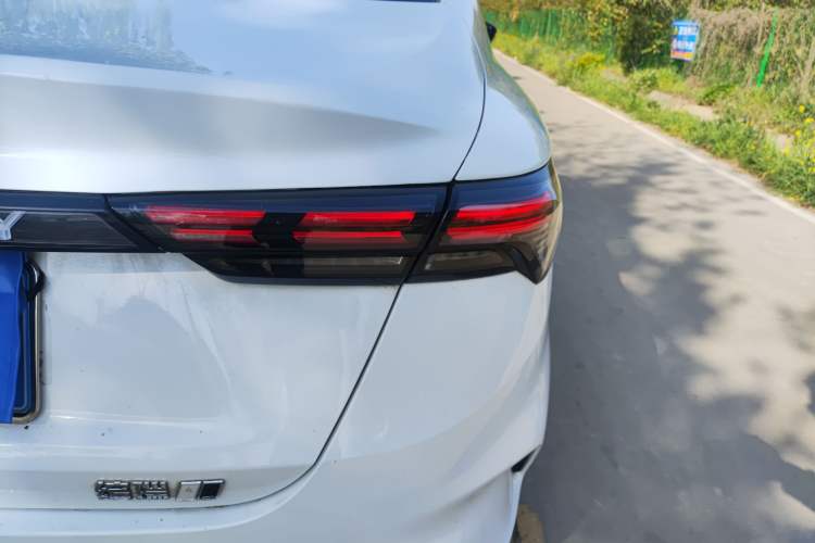 Used Geely Auto Binray 2022 Binrui COOL 1.5T DCT Electric Edition Exterior 3