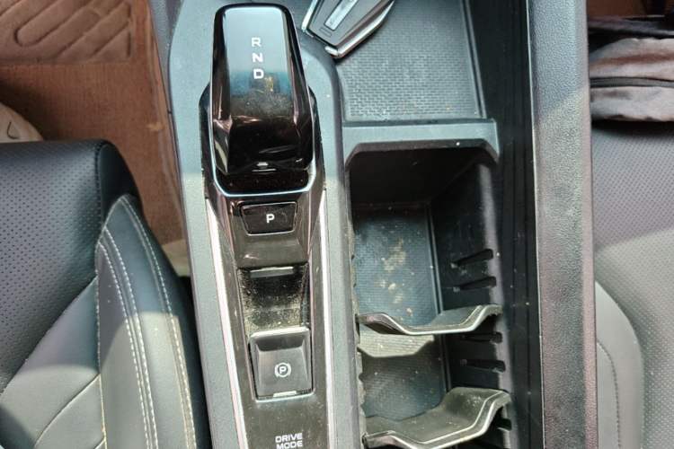 Used Geely Auto Binray 2022 Binrui COOL 1.5T DCT Windstorm Edition Gear Lever