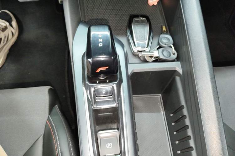 Used Geely Auto Binray 2022 Binrui COOL 1.5T DCT Electric Edition Gear Lever