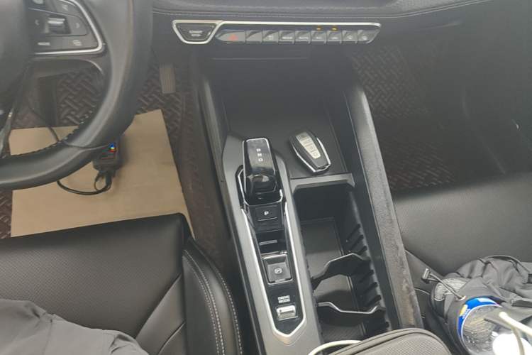 Used Geely Auto Binray 2022 Binrui COOL 1.5T DCT Electric Edition Gear Lever