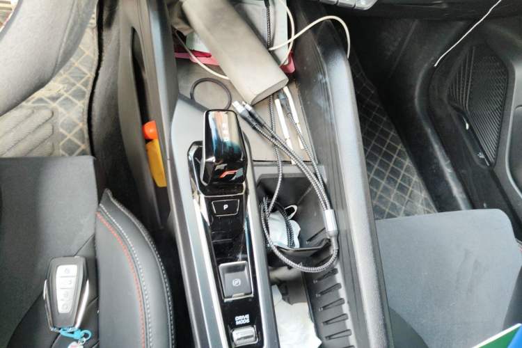 Used Geely Auto Binray 2022 Binrui COOL 1.5T DCT Electric Edition Gear Lever