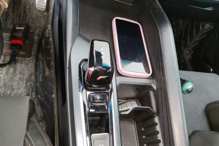 Used Geely Auto Binray 2022 Binrui COOL 1.5T DCT Thunder Edition Gear Lever