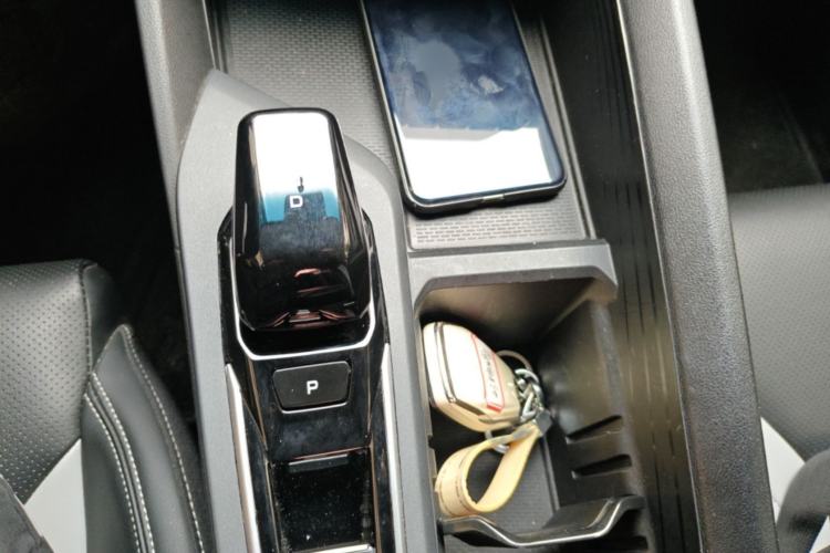 Used Geely Auto Binray 2022 Binrui COOL 1.5T DCT Windstorm Edition Gear Lever