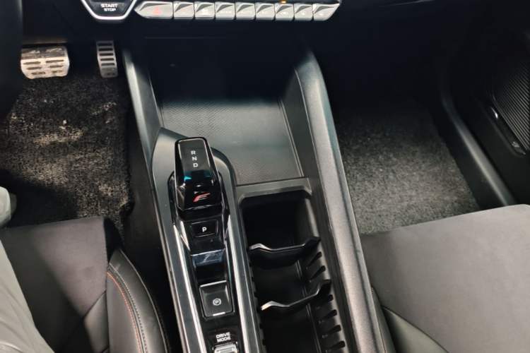 Used Geely Auto Binray 2022 Binrui COOL 1.5T DCT Electric Edition Gear Lever