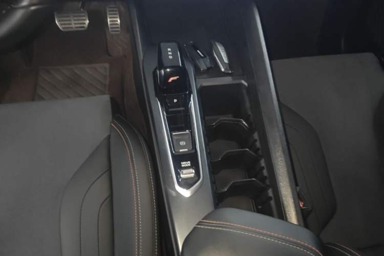 Used Geely Auto Binray 2022 Binrui COOL 1.5T DCT Electric Edition Gear Lever