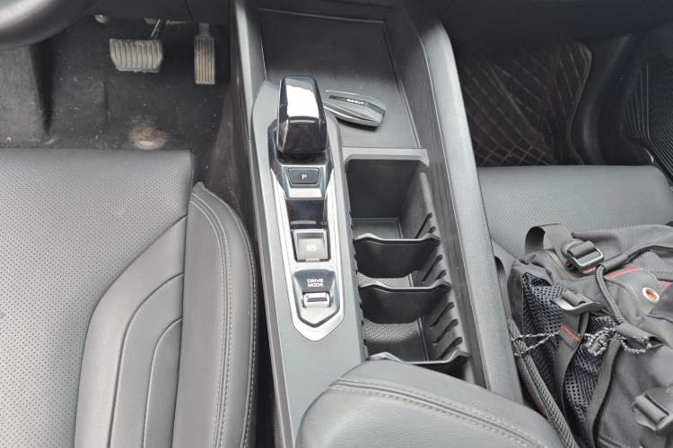 Used Geely Auto Binray 2022 Binrui COOL 1.5T DCT Windstorm Edition Gear Lever