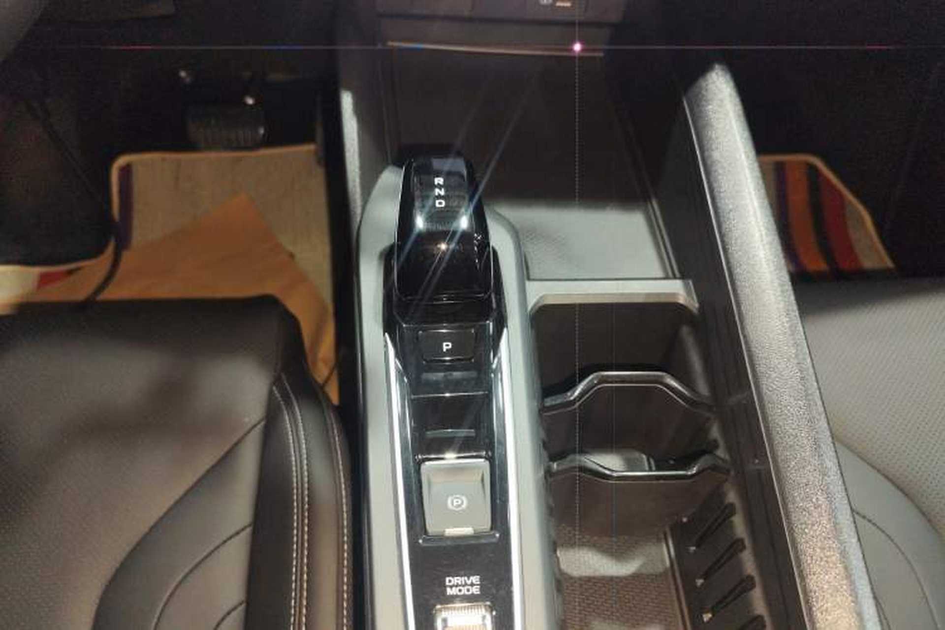 Used Geely Auto Binray 2022 Binrui COOL 1.5T DCT Electric Edition Gear Lever