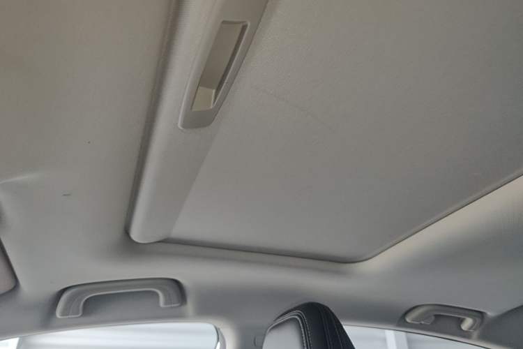 Used Geely Auto Binray 2022 Binrui COOL 1.5T DCT Electric Edition Headliner