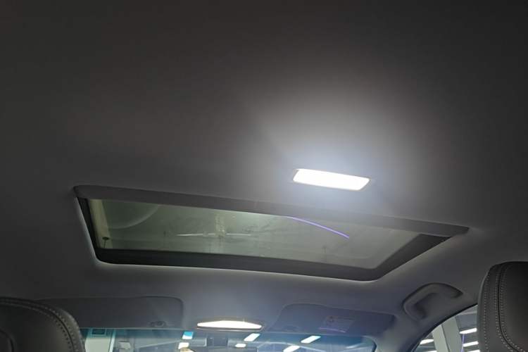 Used Geely Auto Binray 2022 Binrui COOL 1.5T DCT Electric Edition Headliner