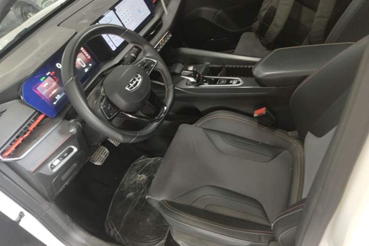 Used Geely Auto Binray 2022 Binrui COOL 1.5T DCT Electric Edition Left Front Seat
