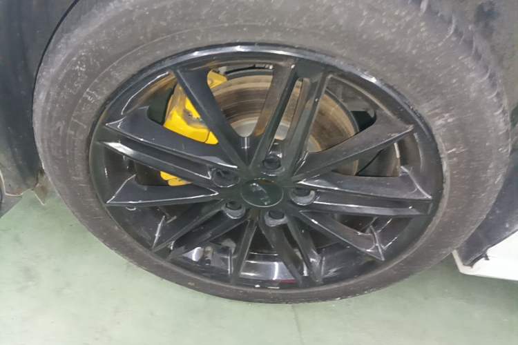 Used Geely Auto Binray 2022 Binrui COOL 1.5T DCT Electric Edition Left Front Wheel Hub