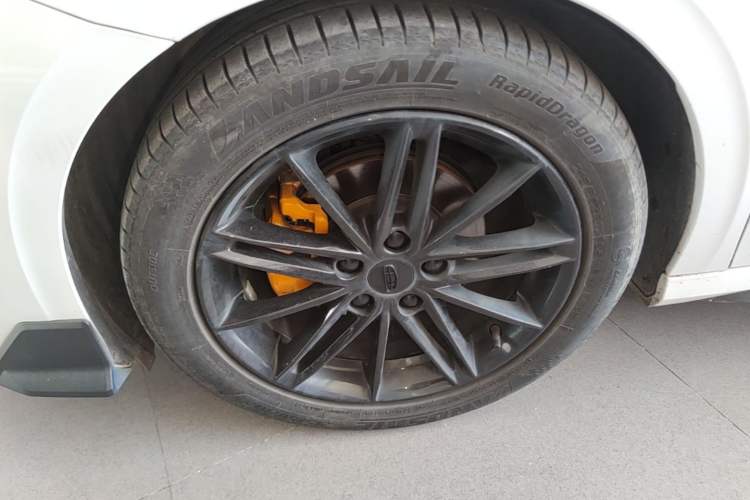 Used Geely Auto Binray 2022 Binrui COOL 1.5T DCT Thunder Edition Left Front Wheel Hub