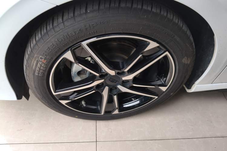 Used Geely Auto Binray 2022 Binrui COOL 1.5T DCT Electric Edition Left Front Wheel Hub