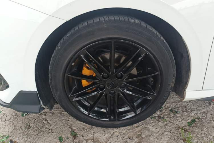 Used Geely Auto Binray 2022 Binrui COOL 1.5T DCT Electric Edition Left Front Wheel Hub