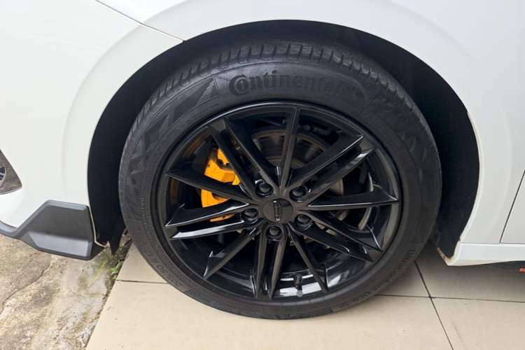 Used Geely Auto Binray 2022 Binrui COOL 1.5T DCT Thunder Edition Left Front Wheel Hub
