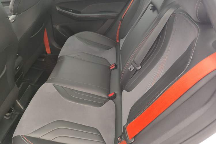 Used Geely Auto Binray 2022 Binrui COOL 1.5T DCT Electric Edition Left Rear Seat