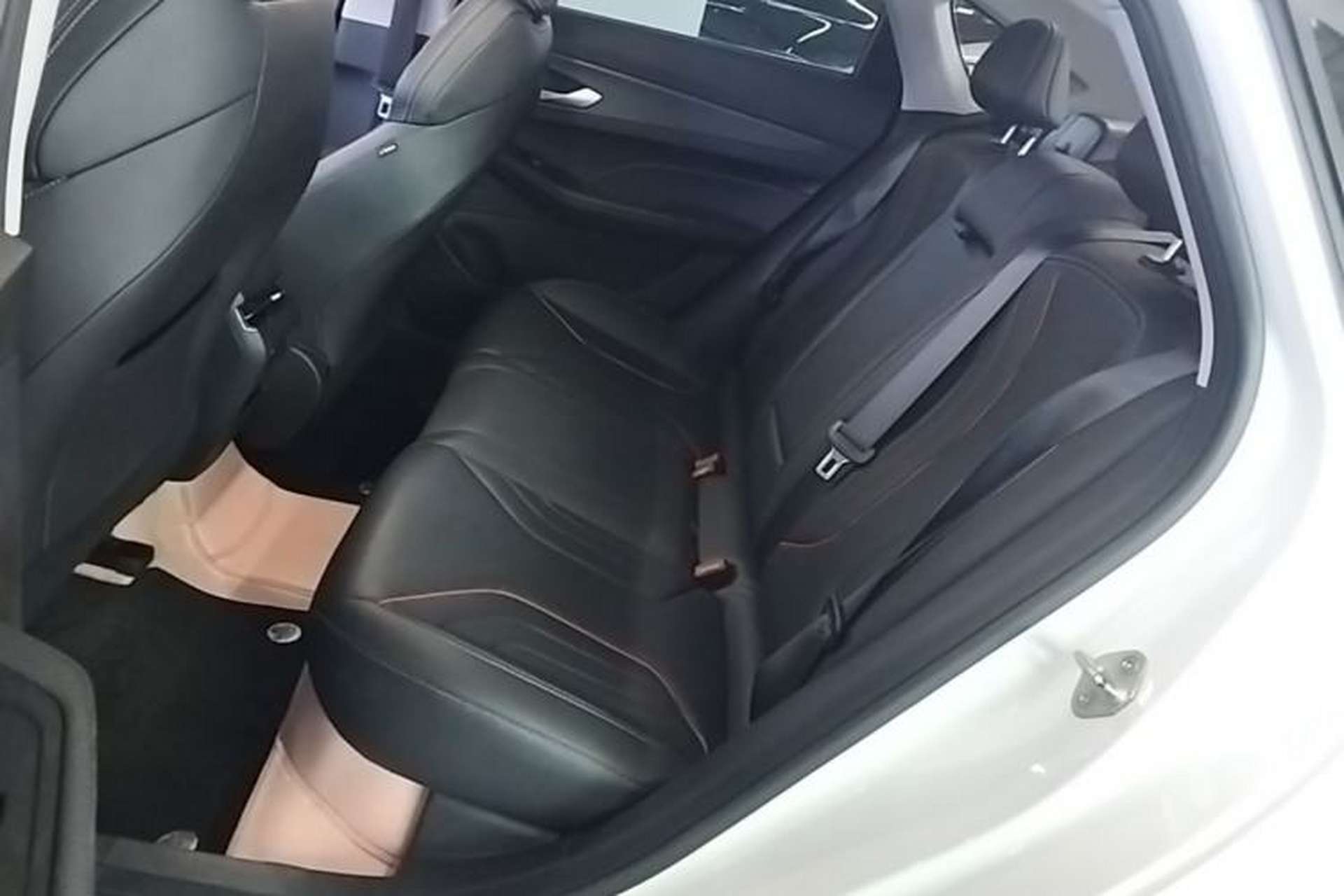 Used Geely Auto Binray 2022 Binrui COOL 1.5T DCT Electric Edition Left Rear Seat