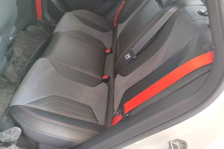 Used Geely Auto Binray 2022 Binrui COOL 1.5T DCT Thunder Edition Left Rear Seat