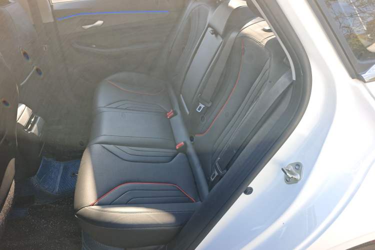 Used Geely Auto Binray 2022 Binrui COOL 1.5T DCT Electric Edition Left Rear Seat