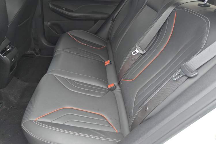 Used Geely Auto Binray 2022 Binrui COOL 1.5T DCT Windstorm Edition Left Rear Seat
