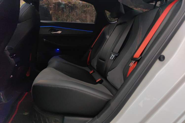 Used Geely Auto Binray 2022 Binrui COOL 1.5T DCT Thunder Edition Left Rear Seat