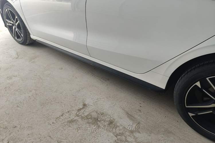 Used Geely Auto Binray 2022 Binrui COOL 1.5T DCT Electric Edition Left Side Sill