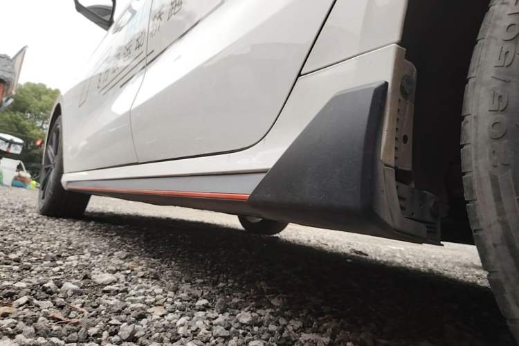 Used Geely Auto Binray 2022 Binrui COOL 1.5T DCT Electric Edition Left Side Sill