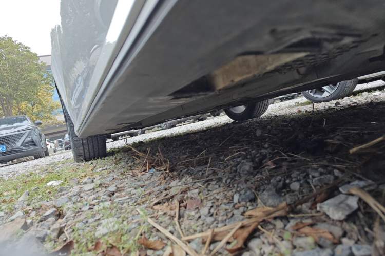 Used Geely Auto Binray 2022 Binrui COOL 1.5T DCT Windstorm Edition Left Side Sill
