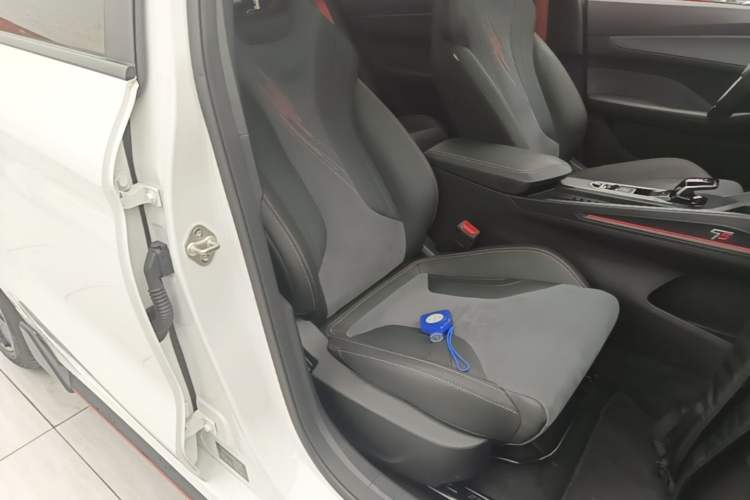 Used Geely Auto Binray 2022 Binrui COOL 1.5T DCT Electric Edition Right Front Seat