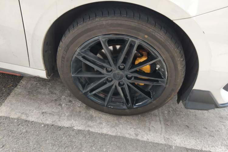 Used Geely Auto Binray 2022 Binrui COOL 1.5T DCT Electric Edition Right Front Wheel Hub