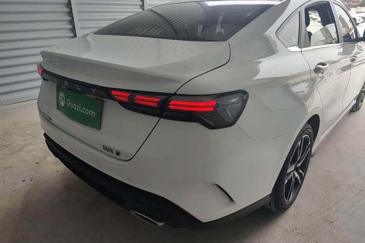 Used Geely Auto Binray 2022 Binrui COOL 1.5T DCT Electric Edition Right Rear Taillight