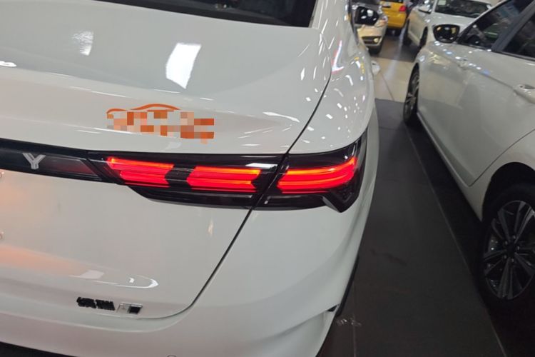 Used Geely Auto Binray 2022 Binrui COOL 1.5T DCT Electric Edition Right Rear Taillight