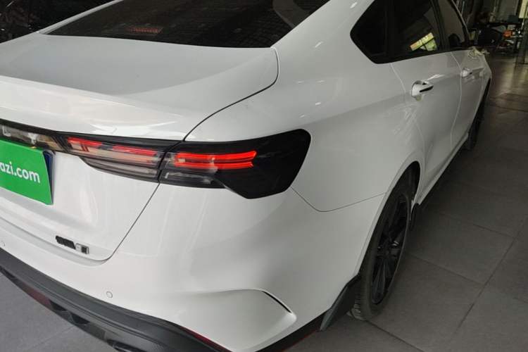 Used Geely Auto Binray 2022 Binrui COOL 1.5T DCT Electric Edition Right Rear Taillight