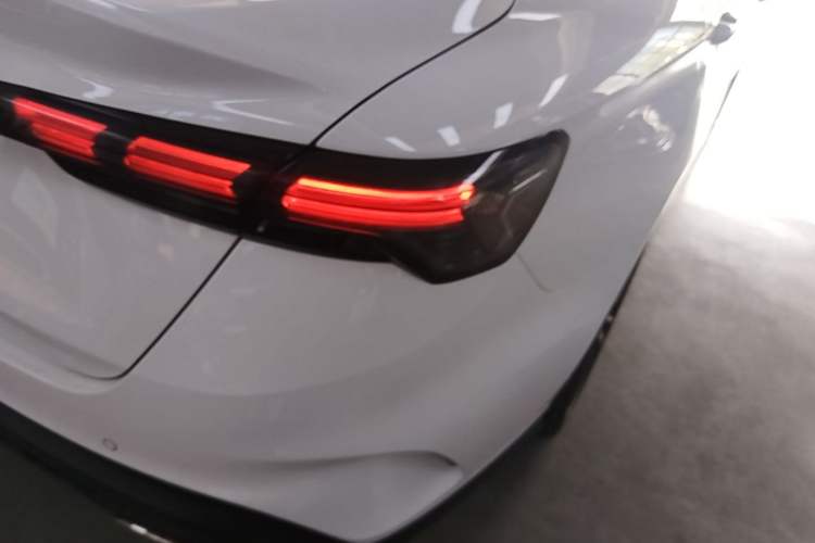 Used Geely Auto Binray 2022 Binrui COOL 1.5T DCT Electric Edition Right Rear Taillight
