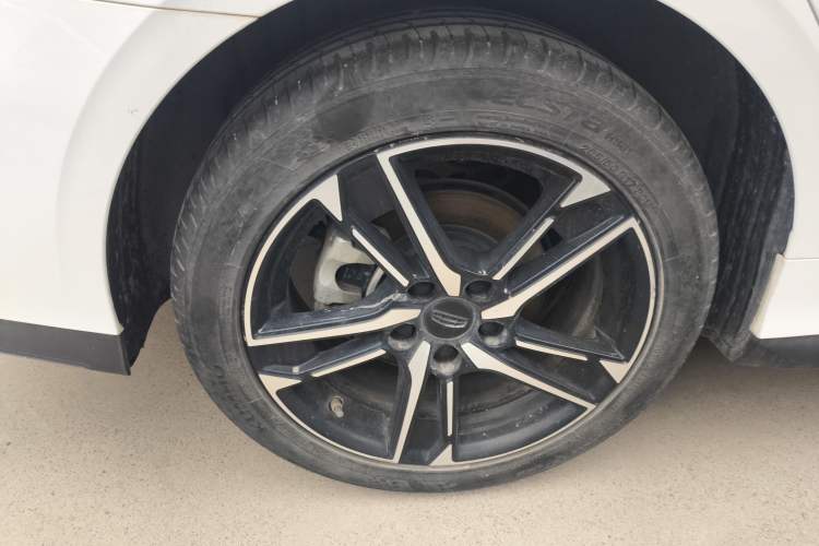 Used Geely Auto Binray 2022 Binrui COOL 1.5T DCT Electric Edition Right Rear Wheel Hub
