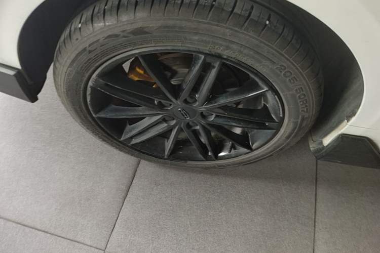 Used Geely Auto Binray 2022 Binrui COOL 1.5T DCT Electric Edition Right Rear Wheel Hub