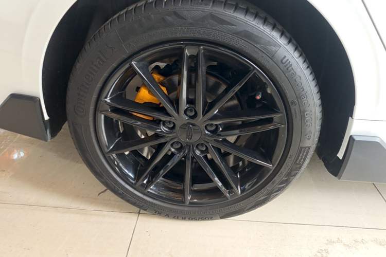 Used Geely Auto Binray 2022 Binrui COOL 1.5T DCT Thunder Edition Right Rear Wheel Hub