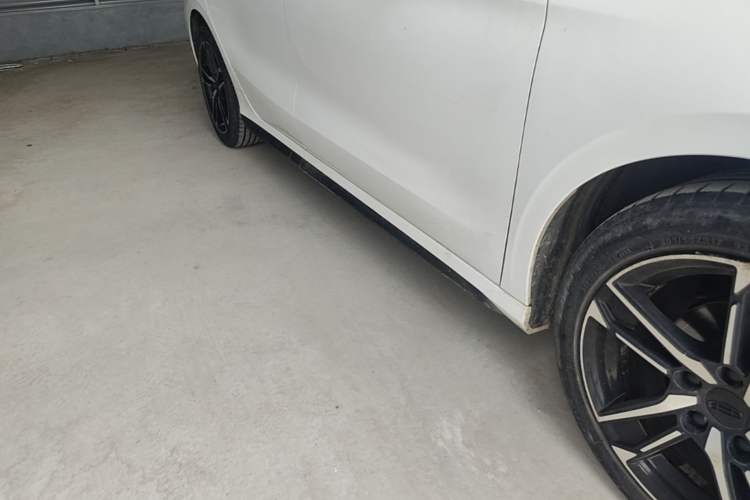 Used Geely Auto Binray 2022 Binrui COOL 1.5T DCT Electric Edition Right Side Sill