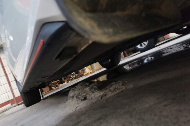 Used Geely Auto Binray 2022 Binrui COOL 1.5T DCT Electric Edition Right Side Sill