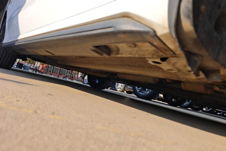 Used Geely Auto Binray 2022 Binrui COOL 1.5T DCT Electric Edition Right Side Sill
