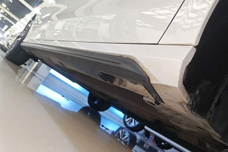 Used Geely Auto Binray 2022 Binrui COOL 1.5T DCT Electric Edition Right Side Sill