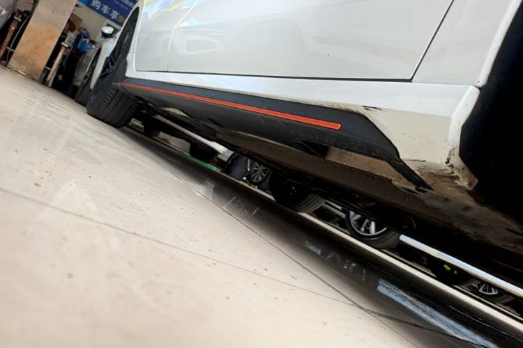 Used Geely Auto Binray 2022 Binrui COOL 1.5T DCT Thunder Edition Right Side Sill
