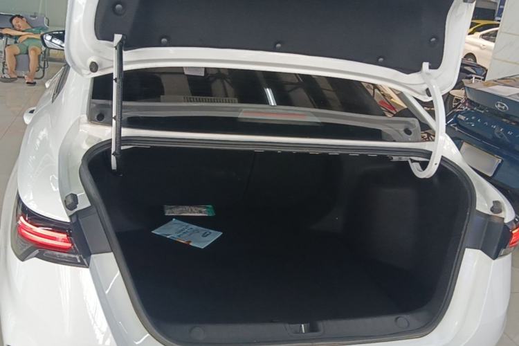Used Geely Auto Binray 2022 Binrui COOL 1.5T DCT Electric Edition Trunk