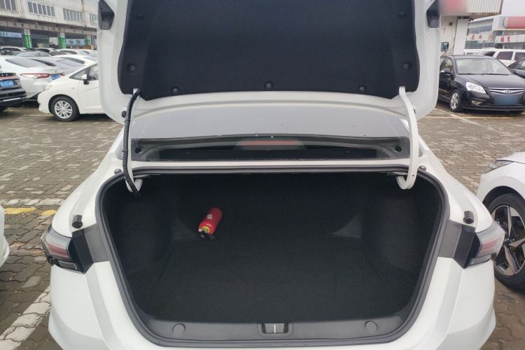 Used Geely Auto Binray 2022 Binrui COOL 1.5T DCT Electric Edition Trunk