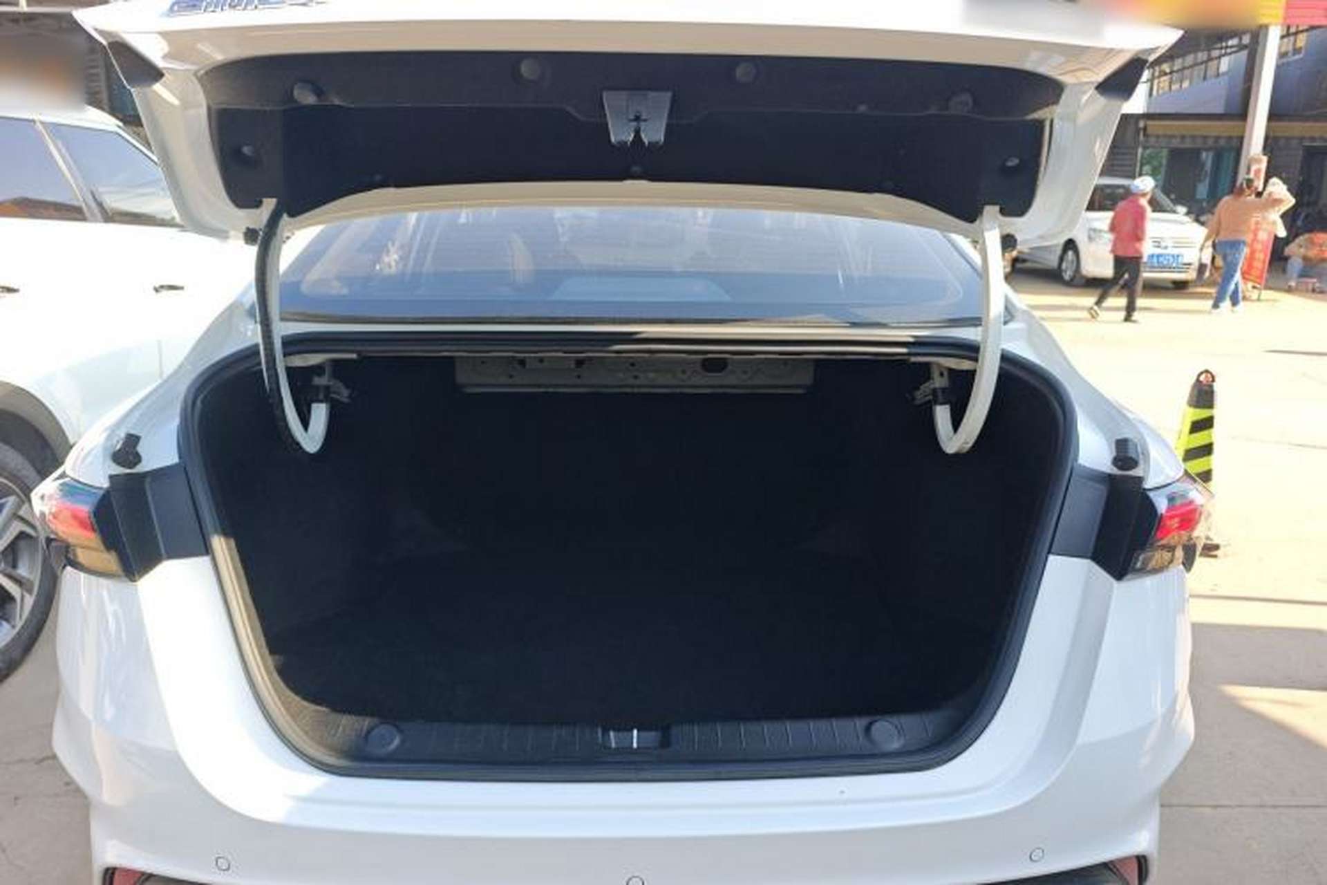 Used Geely Auto Binray 2022 Binrui COOL 1.5T DCT Electric Edition Trunk