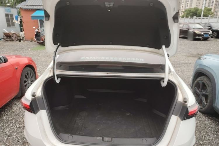 Used Geely Auto Binray 2022 Binrui COOL 1.5T DCT Electric Edition Trunk