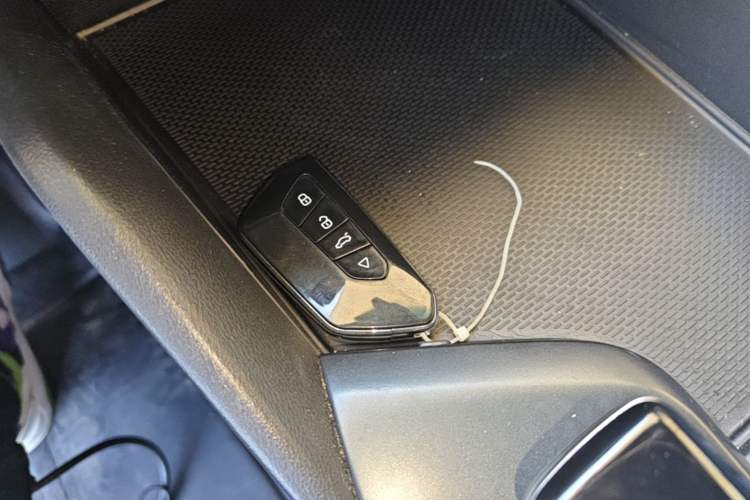 Used Geely Auto Binray 2022 Binrui COOL 1.5T DCT Electric Edition Vehicle Key