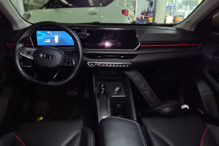 Used Geely Auto Binray 2022 Binrui COOL 1.5T DCT Electric Edition Center Console