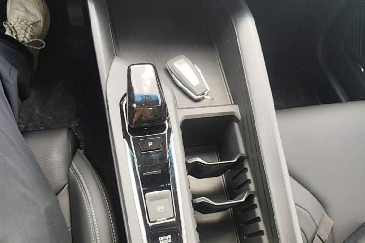 Used Geely Auto Binray 2024 Binrui COOL 1.5T DCT Longteng Edition Gear Lever